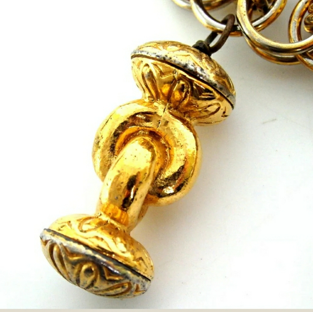 AUTH CHANEL LOGO ICON  VINTAGE BLE RUBBED T METAL - Picture 6 of 8